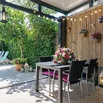 Pool Retreat Apartman *