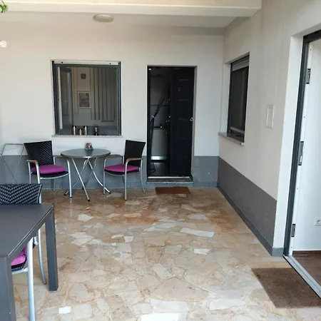 Apartmán Pool Retreat