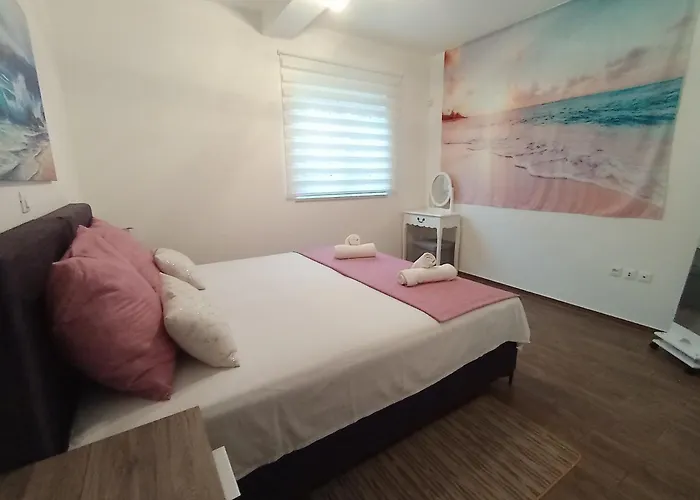 Pool Retreat Apartman *