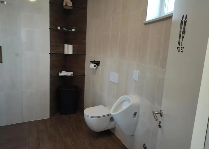 Pool Retreat Apartman