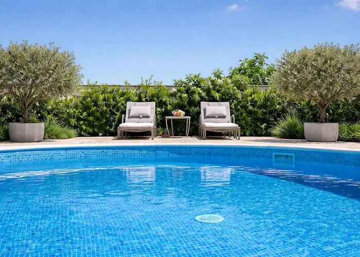 Pool Retreat 아파트