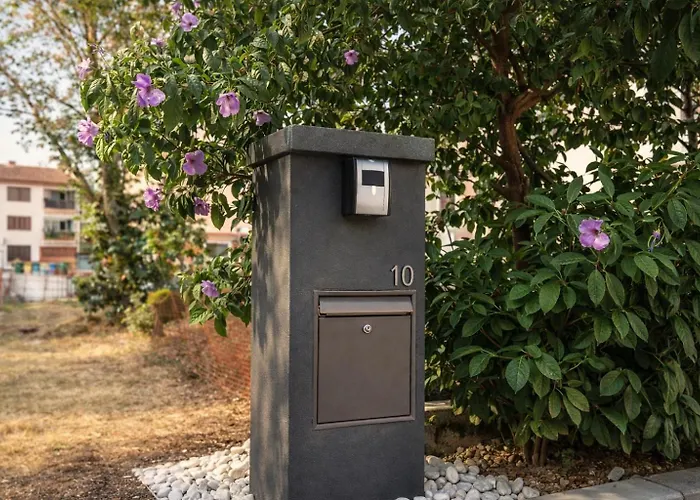 아파트 Pool Retreat *