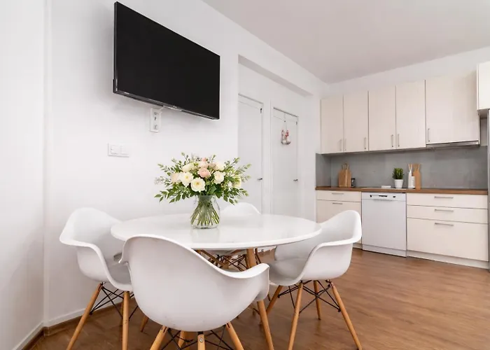 Pool Retreat 아파트 *