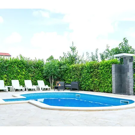 Pool Retreat Apartman Póla
