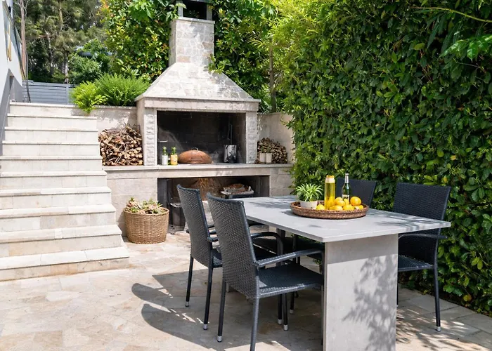 Apartament Pool Retreat *